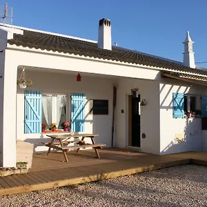  Alojamento de Acomodação e Pequeno-almoço Puravida Divehouse